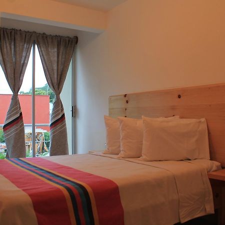 Axkan Click Hotel San Cristobal de las Casas Luaran gambar